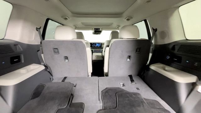 Used 2024 Hyundai Santa Fe Calligraphy AWD/4WD image 13