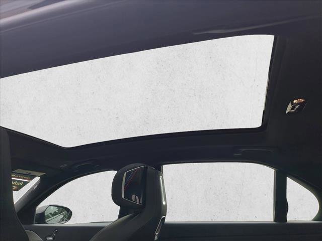 Used 2025 BMW 740i xDrive w/ Premium Package image 20