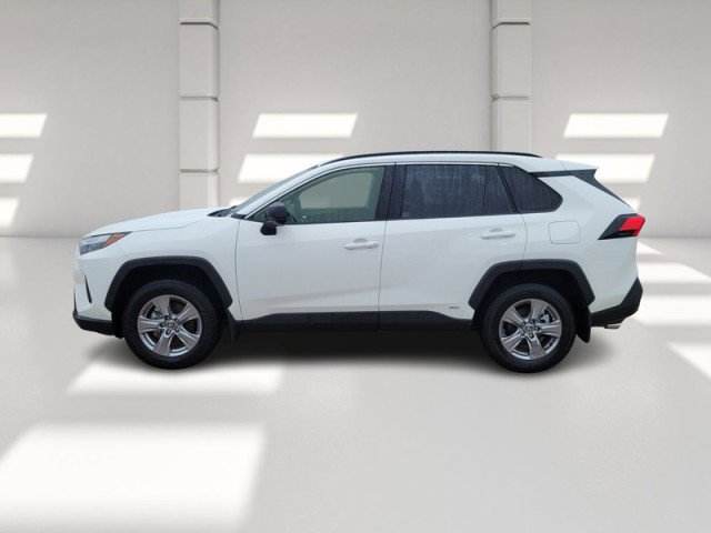 Used 2025 Toyota RAV4 LE image 5