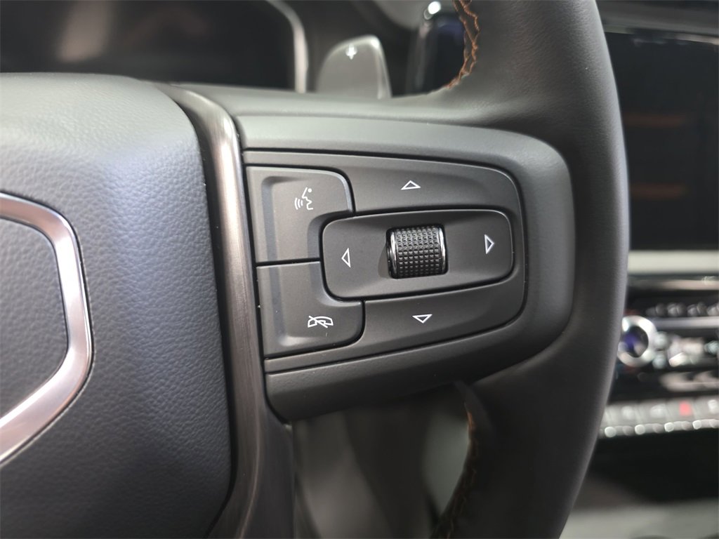 Used 2023 GMC Sierra 1500 AT4 w/ Technology Package image 18