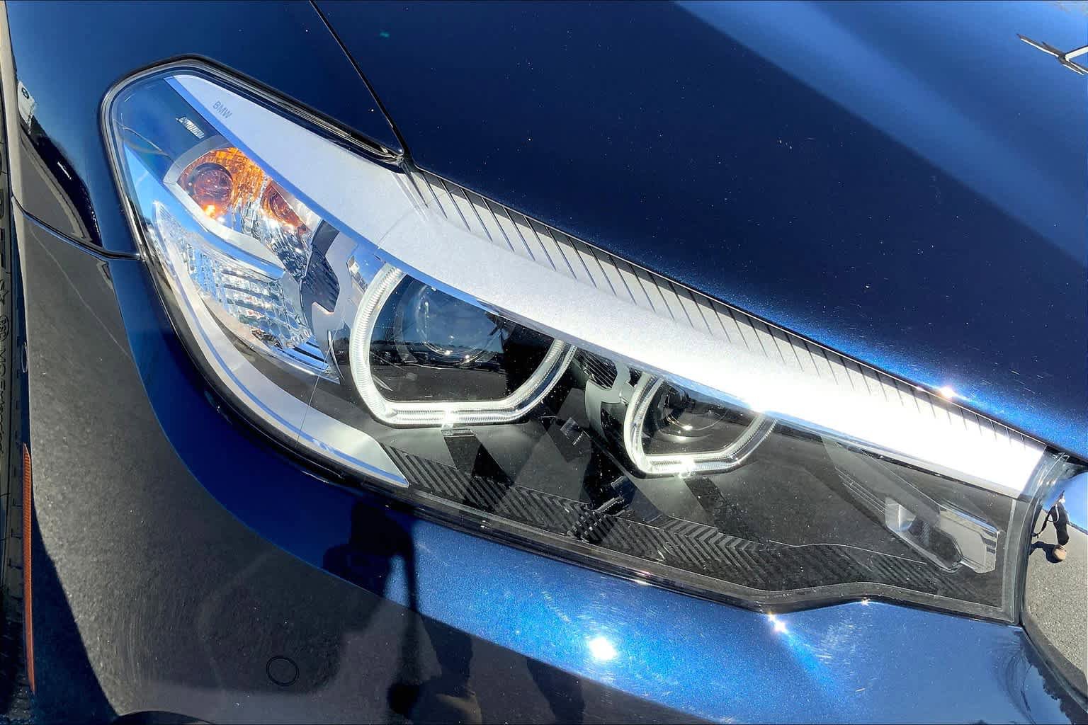 Used 2020 BMW 530i xDrive w/ Premium Package image 28