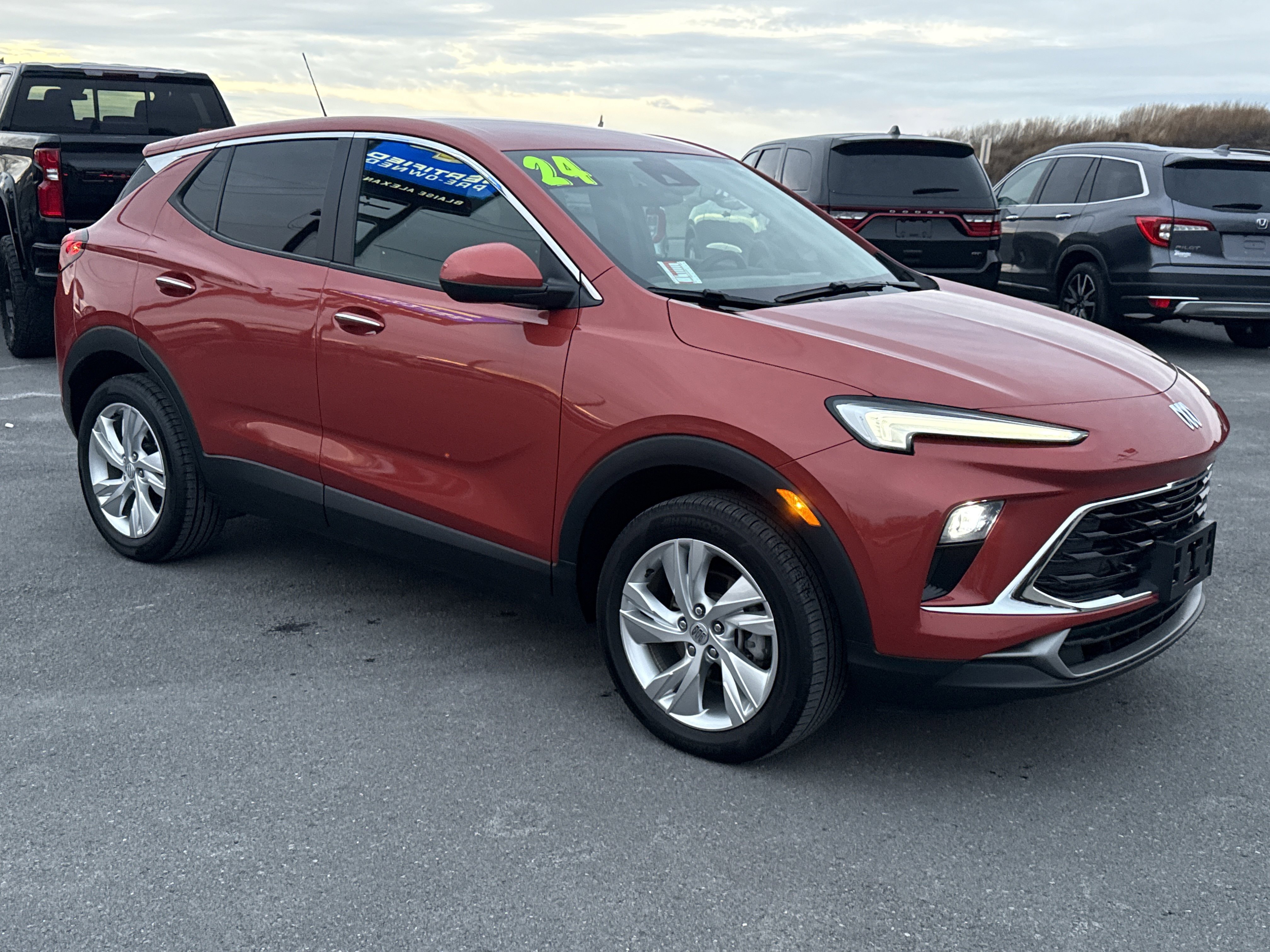 Used 2024 Buick Encore GX Preferred image 11