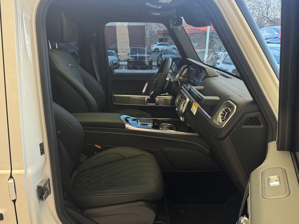 Used 2025 Mercedes-Benz G 63 AMG 4MATIC image 27