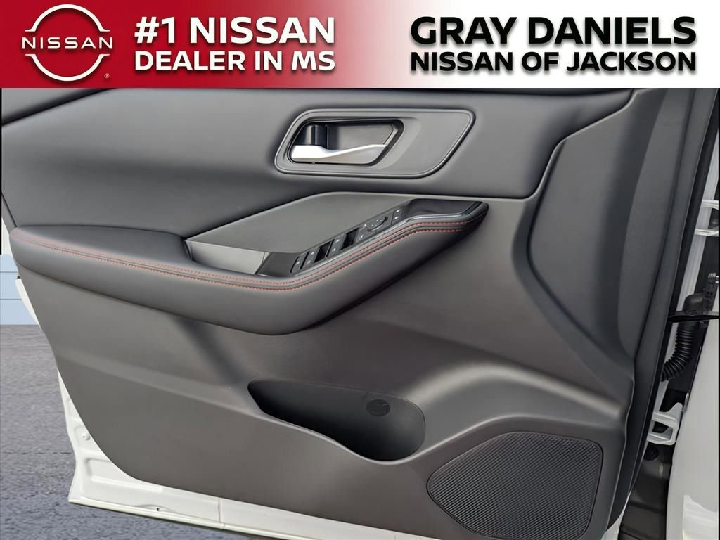 New 2026 Nissan Rogue SV image 17