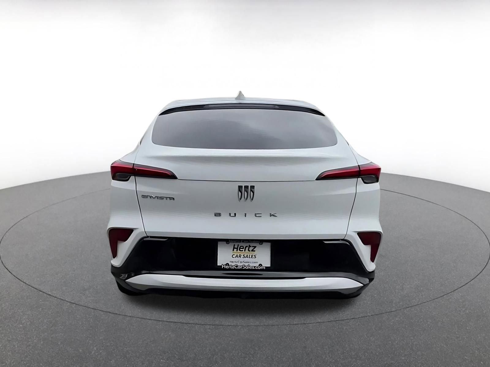 Used 2025 Buick Envista Sport Touring image 12