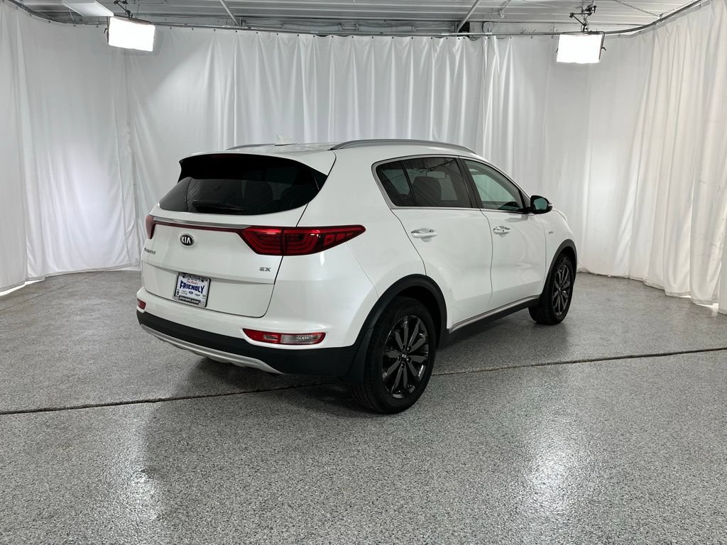 Used 2019 Kia Sportage EX w/ EX Sport Appearance Package AWD/4WD image 5