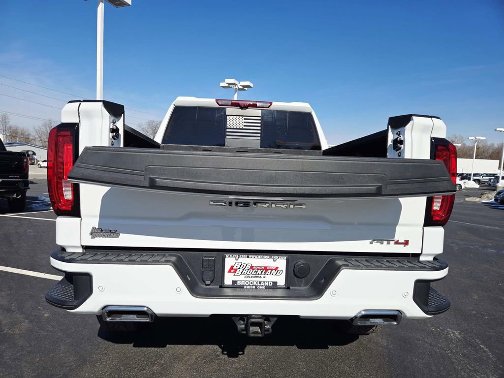 Used 2025 GMC Sierra 1500 AT4 w/ AT4 Premium Package image 17