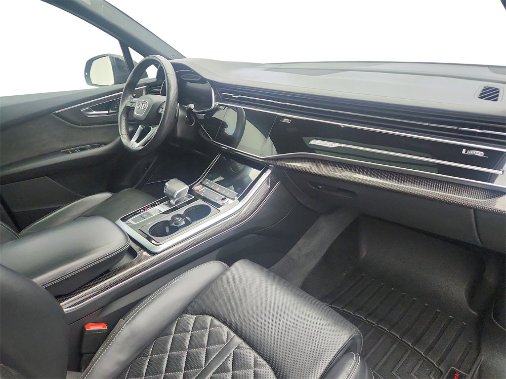 Used 2020 Audi SQ7 Premium Plus w/ S Executive Package image 25