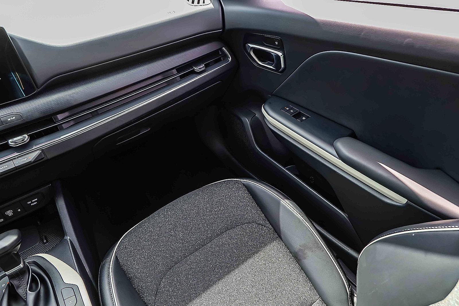 Certified 2025 Kia K4 GT-Line FWD image 18