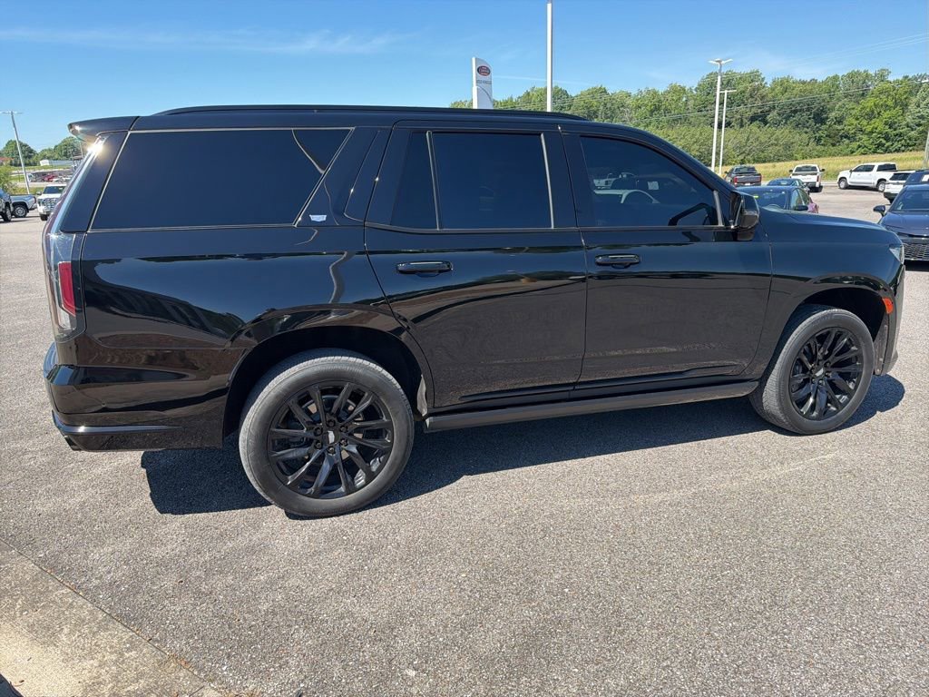 Used 2024 Cadillac Escalade Sport Platinum w/ LPO, ONYX Package AWD/4WD image 7