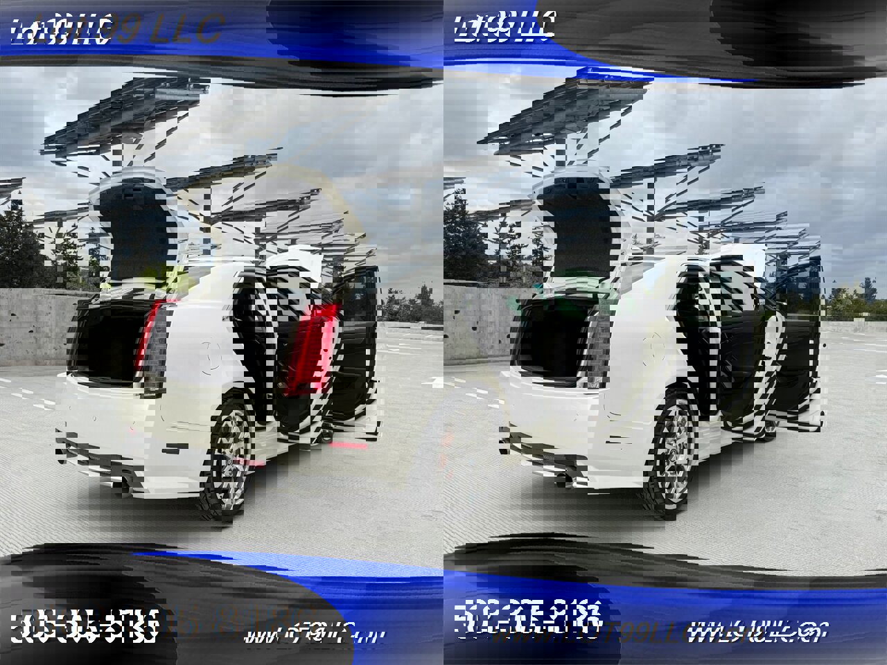 Used 2009 Cadillac CTS V RWD image 28