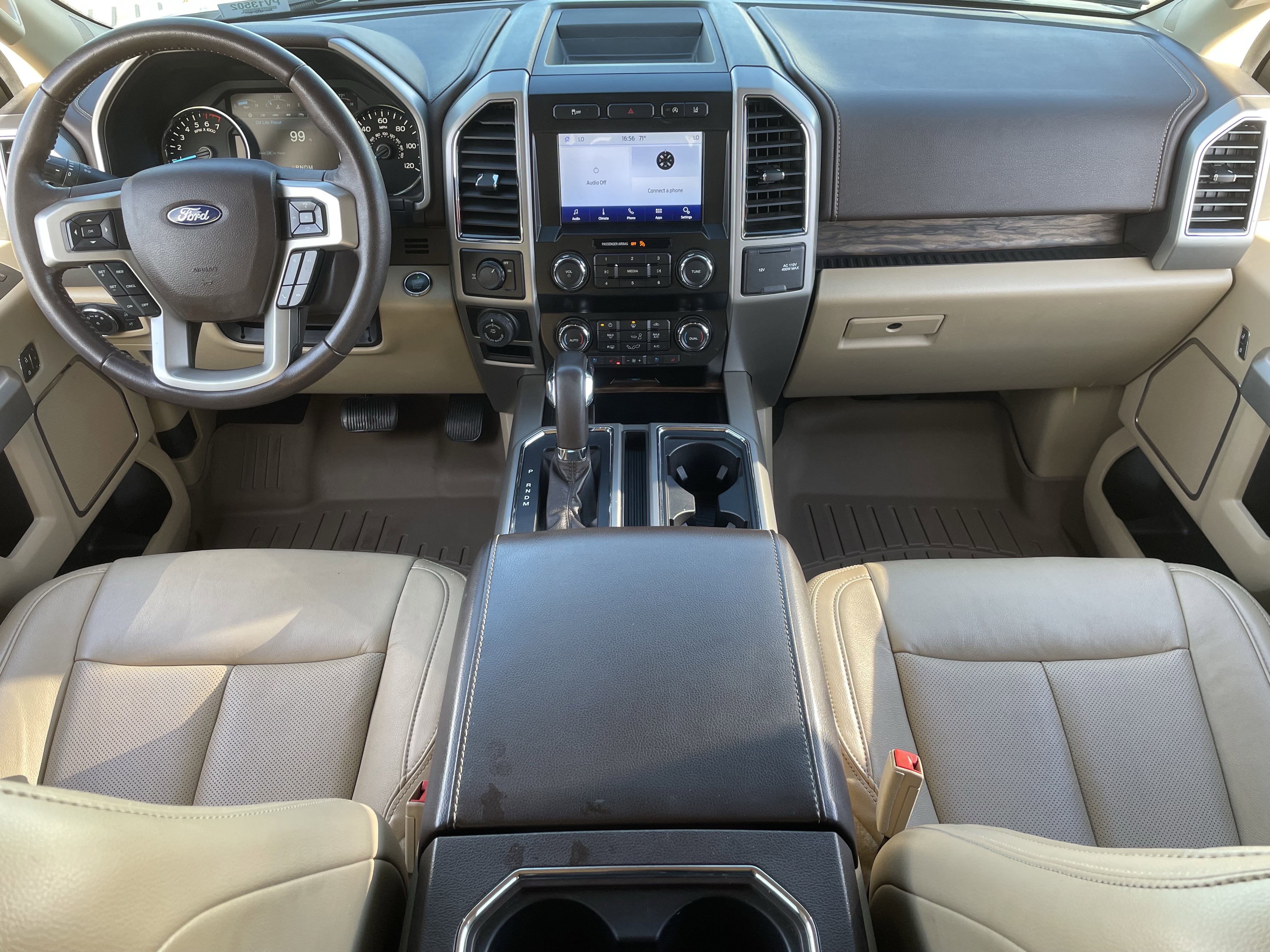 Used 2020 Ford F150 Lariat w/ Trailer Tow Package image 14