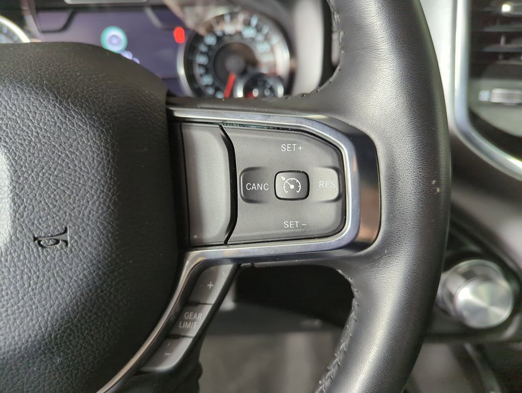 Used 2024 RAM 1500 Laramie image 28