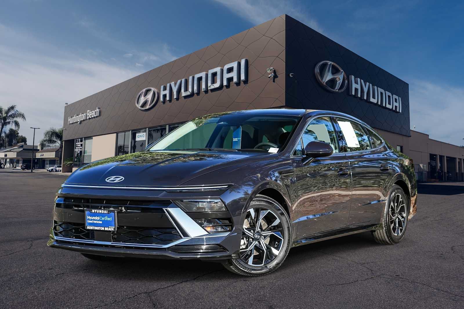 Certified 2025 Hyundai Sonata SEL FWD image 1