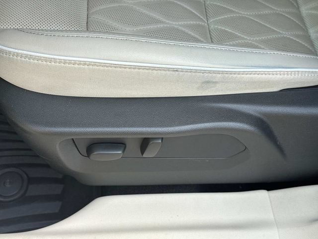 Certified 2023 Buick Envision Avenir AWD/4WD image 25