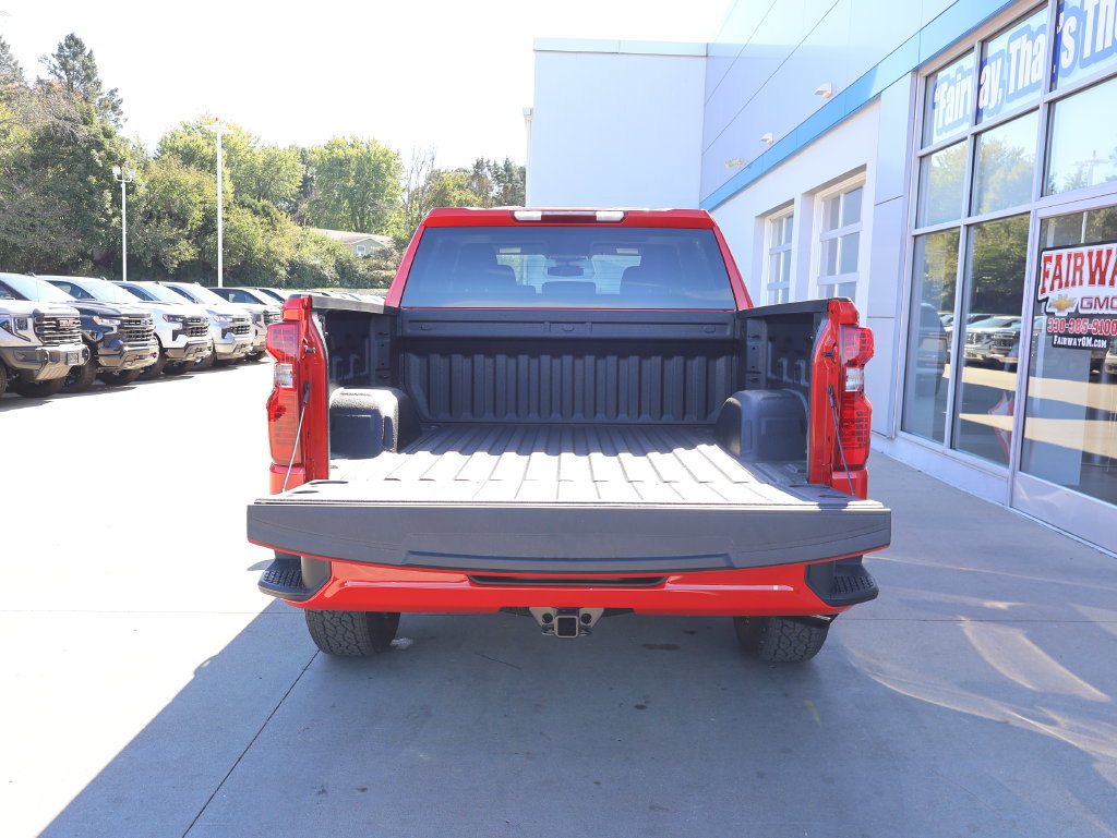 New 2026 Chevrolet Silverado 1500 Custom w/ Turbomax Blackout Package AWD/4WD image 30