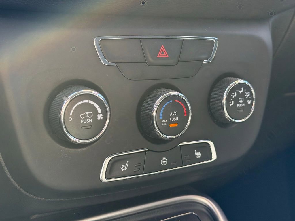 Used 2017 Jeep Compass Sport w/ Cold Weather Group image 19