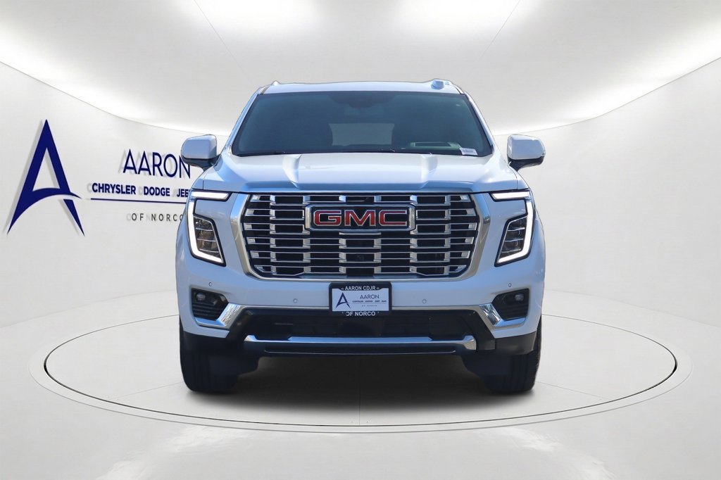 Used 2025 GMC Yukon XL Denali AWD/4WD image 2