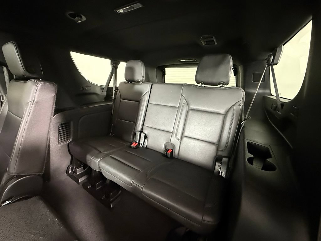 Used 2022 Chevrolet Suburban Z71 AWD/4WD image 35