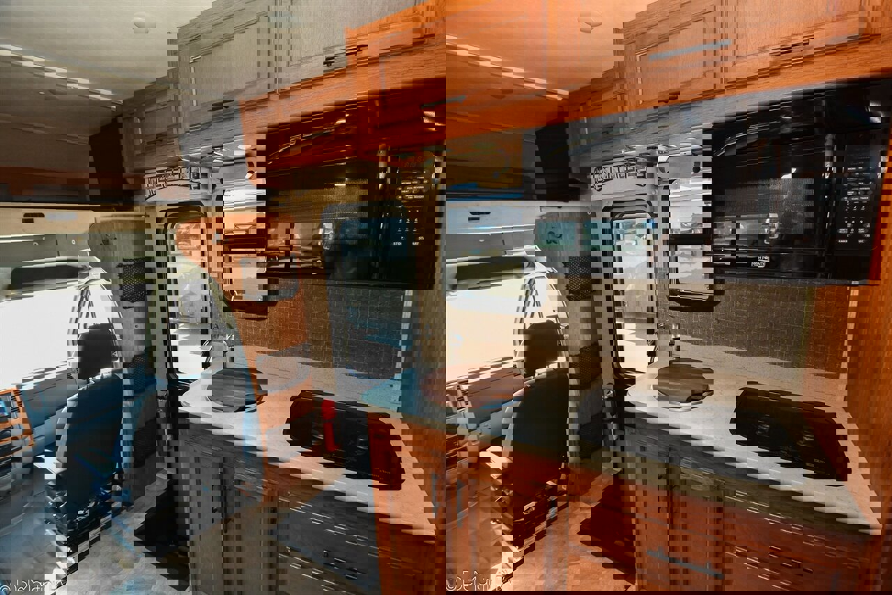 Used 2016 Mercedes-Benz Sprinter 3500 image 12