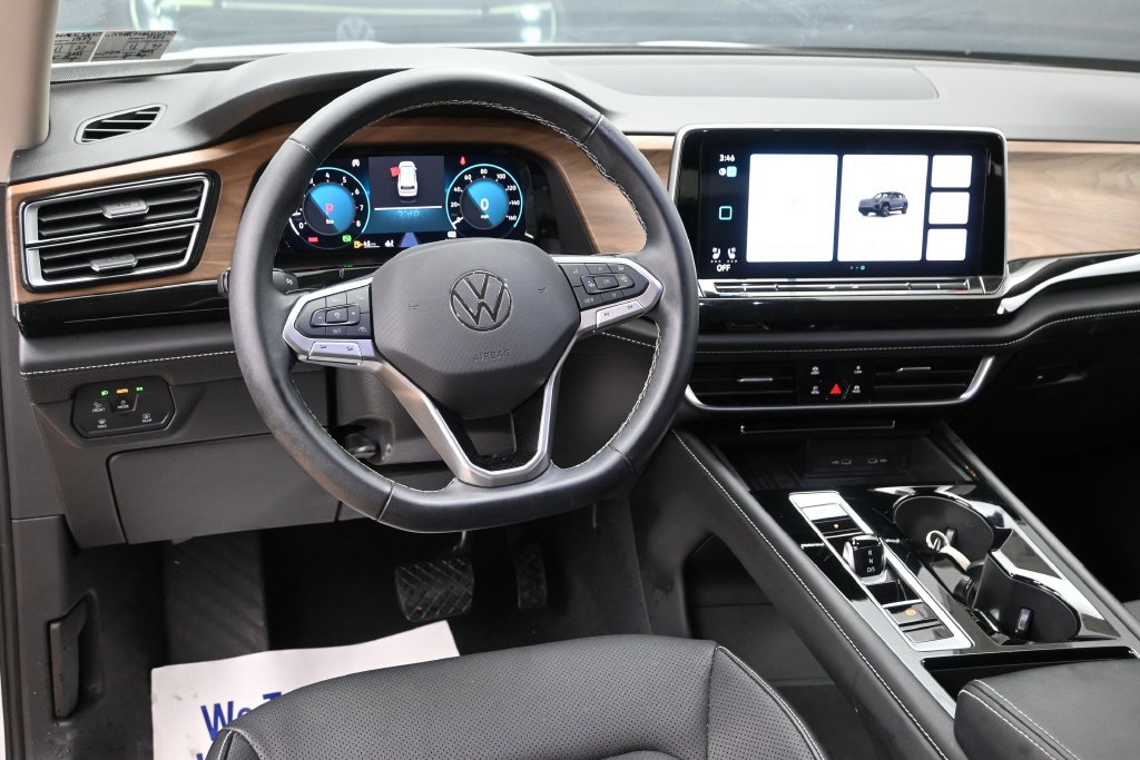 Used 2025 Volkswagen Atlas SE w/ Black Wheel Package AWD/4WD image 21