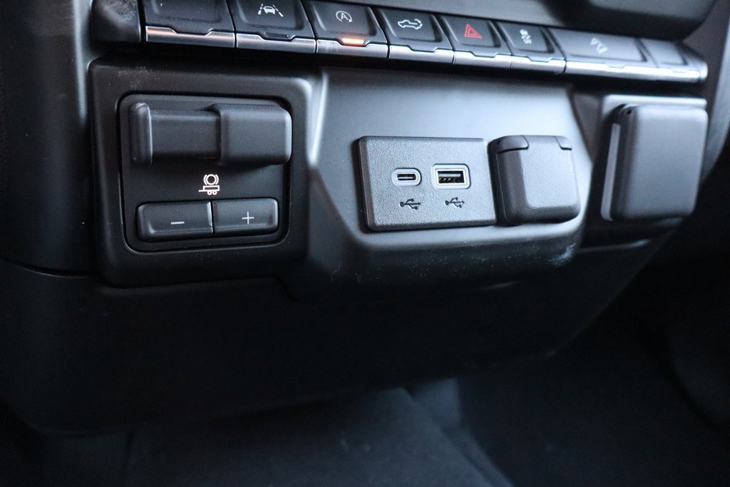 New 2026 Chevrolet Silverado 1500 Custom Trail Boss w/ LPO, Dark Essentials Package image 13