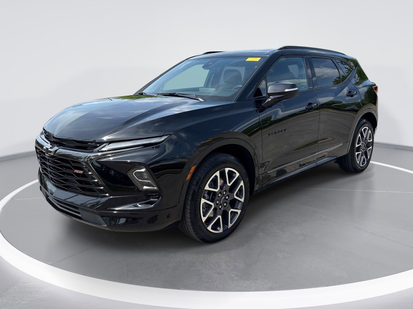 Used 2023 Chevrolet Blazer RS w/ Driver Confidence II Package image 3
