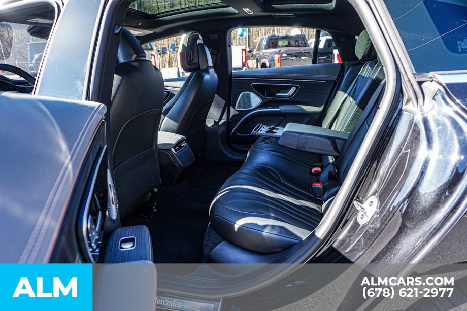 Used 2022 Mercedes-Benz EQS 580 4MATIC Sedan image 21