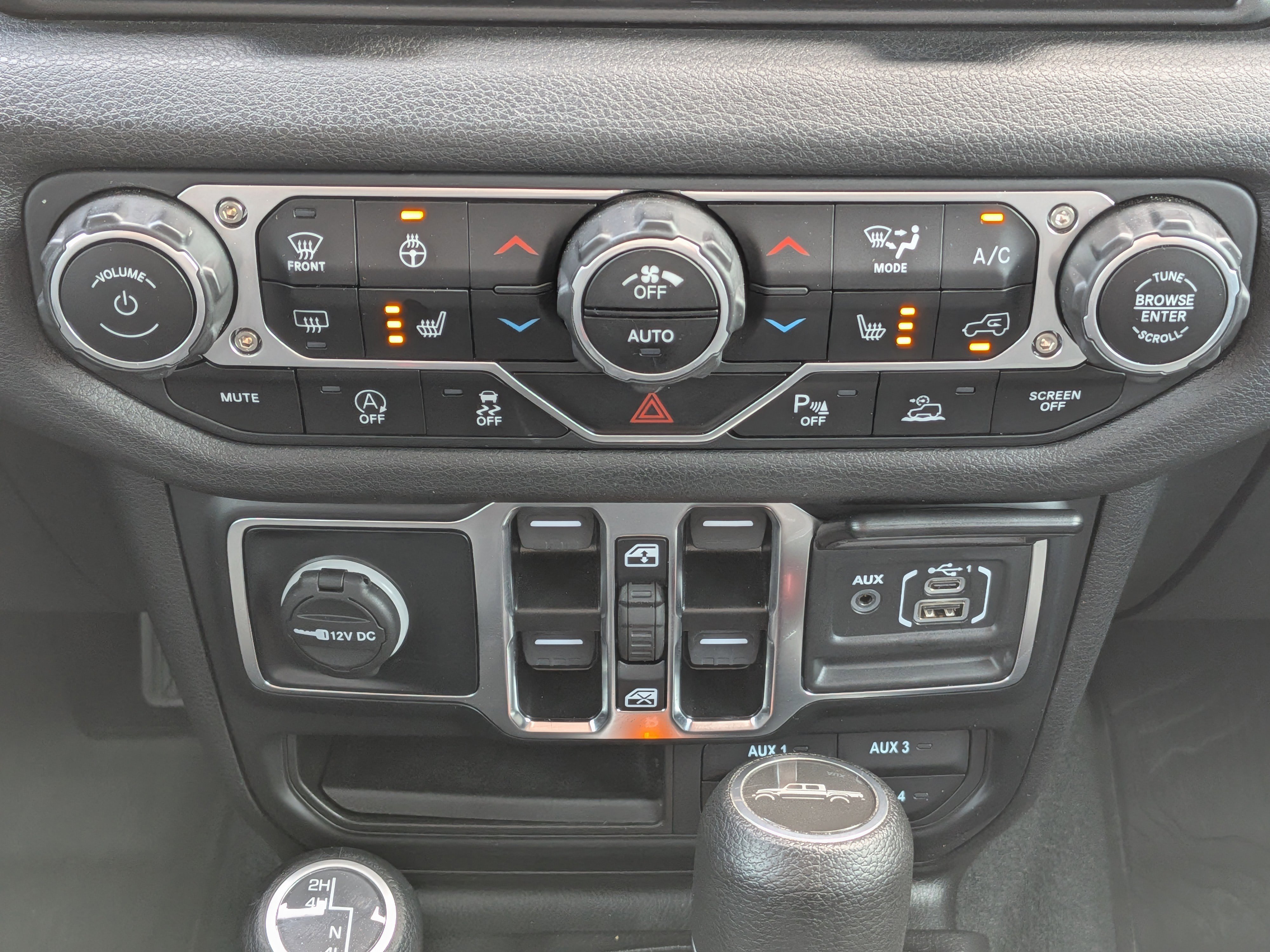 Used 2024 Jeep Gladiator Sport image 20