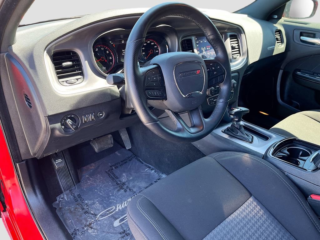 Used 2022 Dodge Charger R/T w/ Blacktop Package image 9
