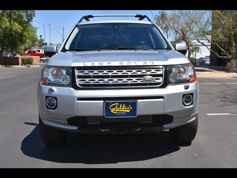 Used 2014 Land Rover LR2 AWD/4WD image 8