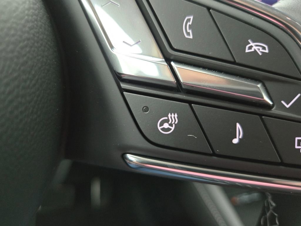 New 2025 Buick Envision Sport Touring image 8