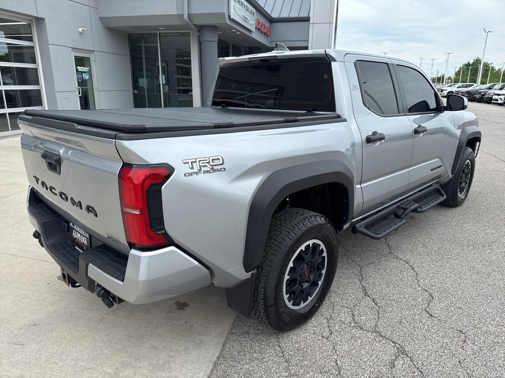 Used 2024 Toyota Tacoma TRD Off-Road AWD/4WD image 4