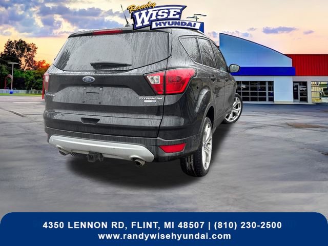 Used 2019 Ford Escape Titanium image 6