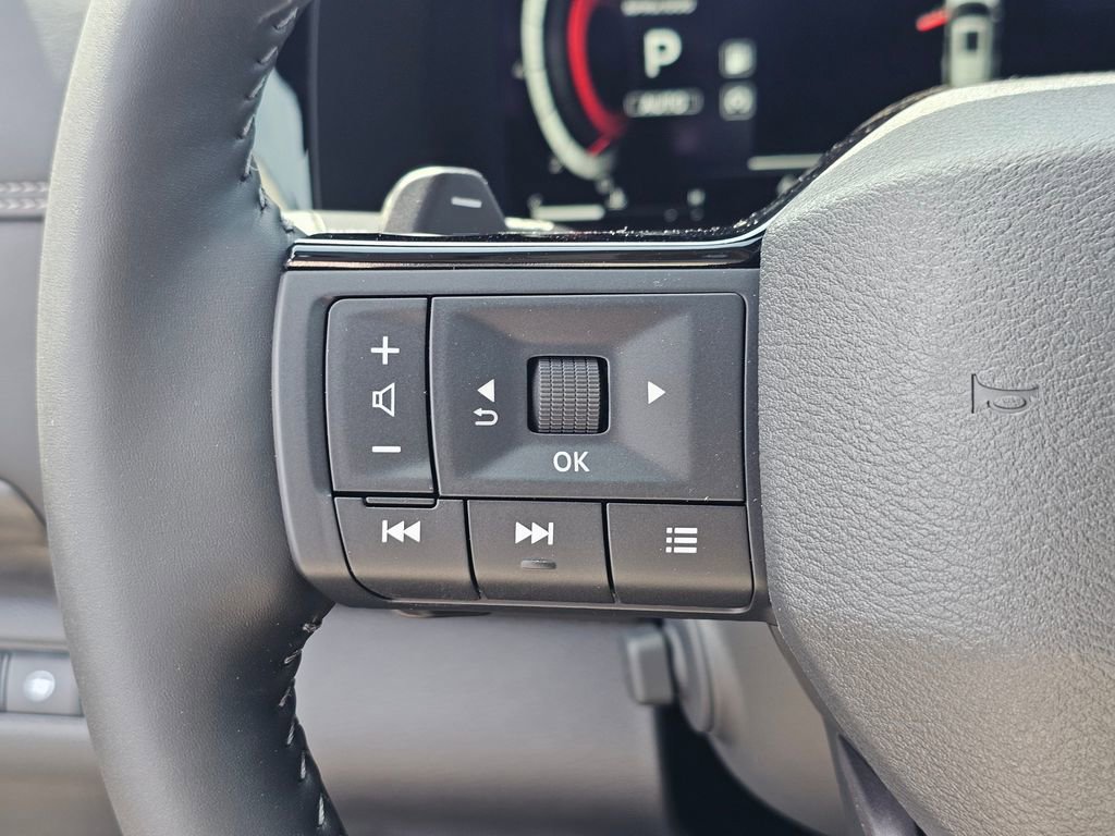 New 2026 Nissan Pathfinder Platinum AWD/4WD image 37