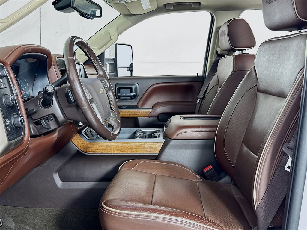 Used 2016 Chevrolet Silverado 3500 High Country image 9
