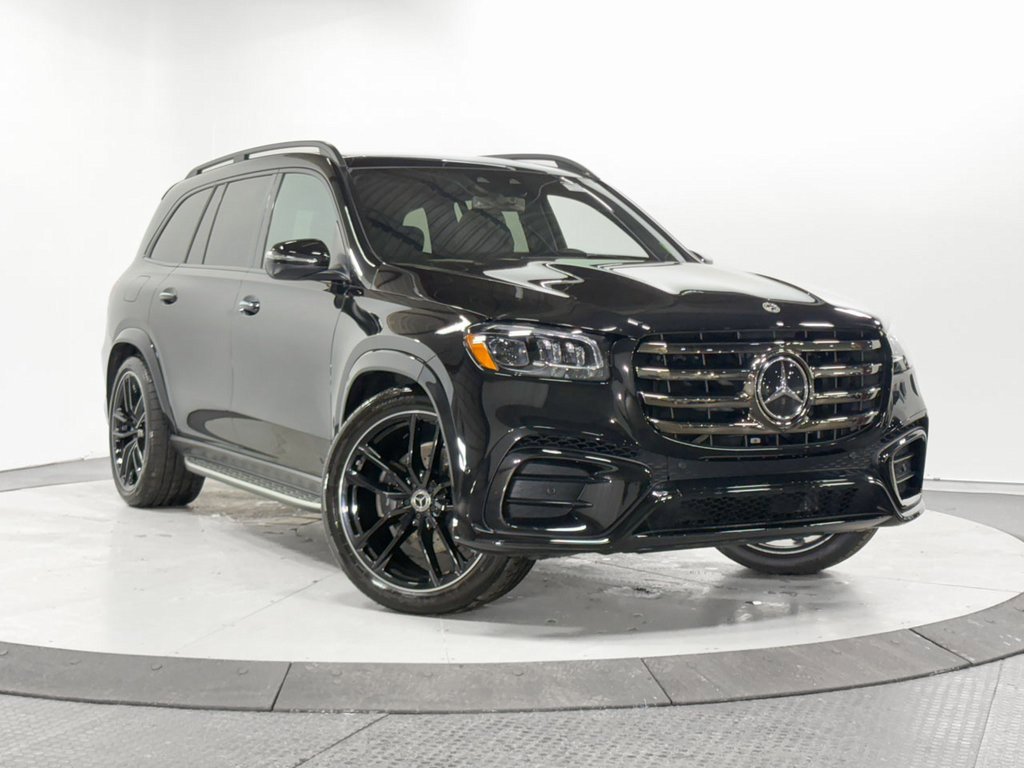 Used 2025 Mercedes-Benz GLS 580 4MATIC image 1