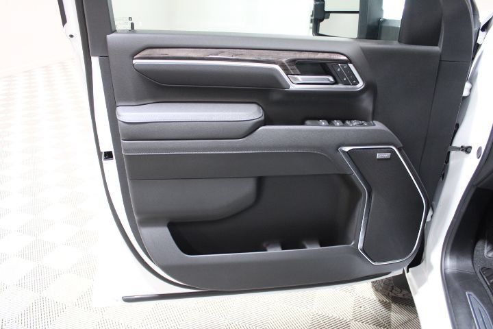 New 2026 Chevrolet Silverado 2500 LTZ w/ Trail Boss Package AWD/4WD image 17