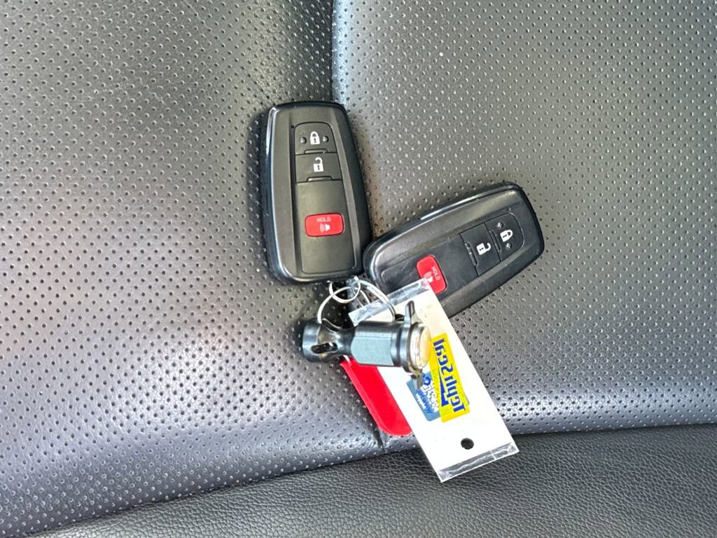 Used 2022 Toyota 4Runner Limited image 29