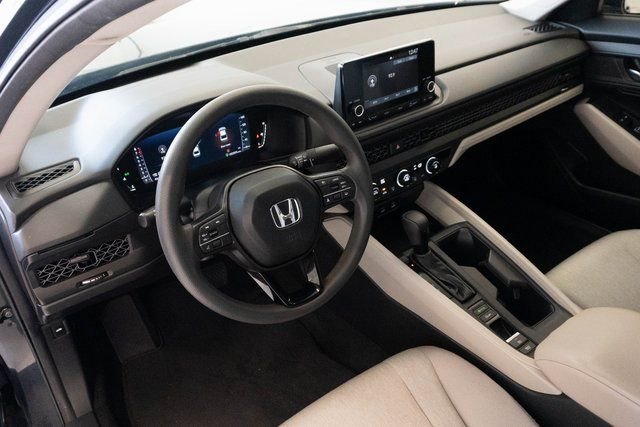 Certified 2023 Honda Accord LX image 3
