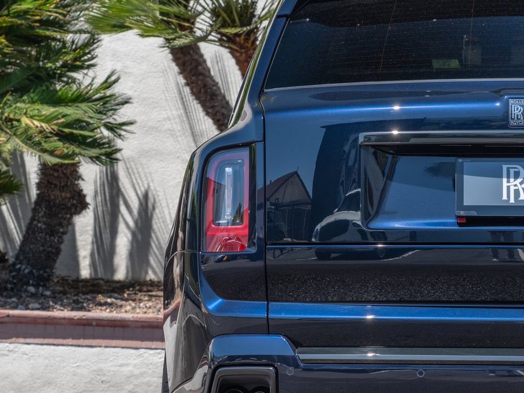 New 2027 Rolls-Royce Cullinan Black Badge AWD/4WD image 48
