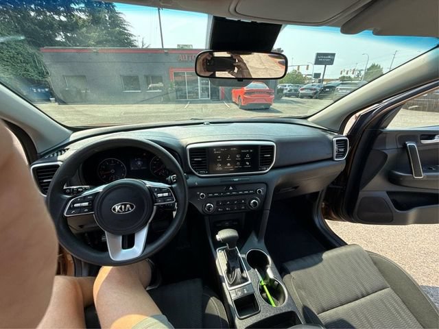Used 2020 Kia Sportage LX AWD/4WD image 31
