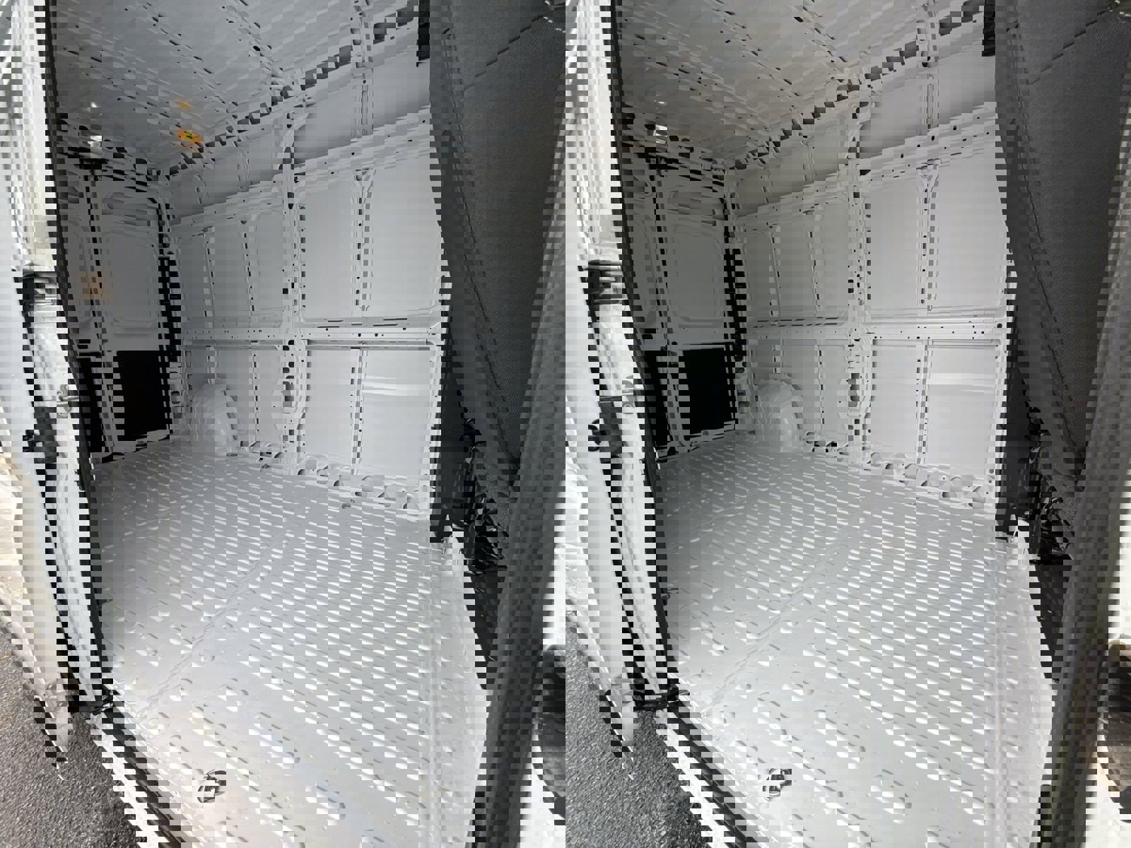 Used 2025 RAM ProMaster 2500 w/ Storage Group image 29