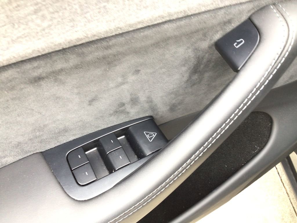 Used 2026 Tesla Model Y 2WD image 17