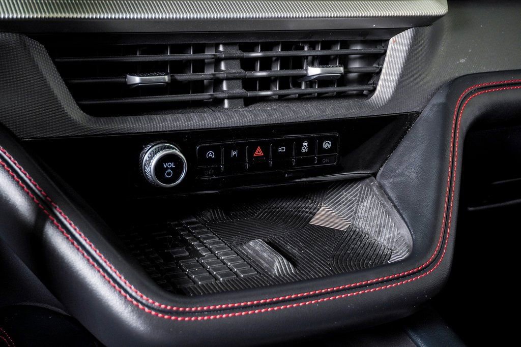 Used 2025 Ford Explorer ST image 25