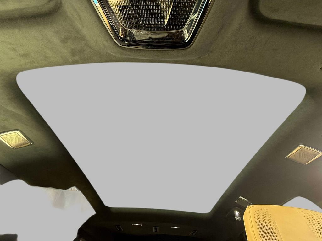 New 2025 Cadillac Escalade IQ Luxury 2 AWD/4WD image 19