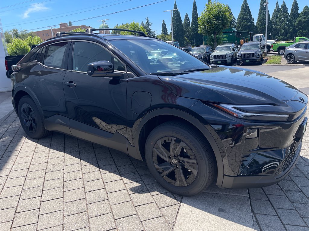 New 2026 Toyota C-HR AWD/4WD image 7