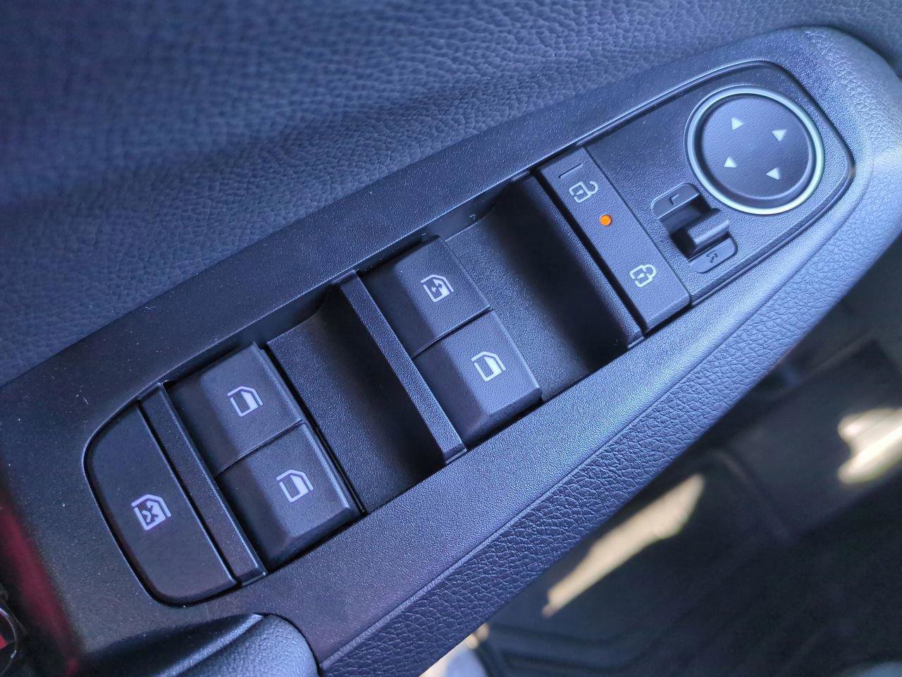 New 2026 Kia Seltos EX image 22