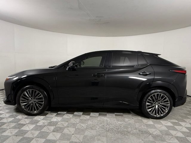 Certified 2023 Lexus RZ 450e Premium w/ Accessory Package (2T) AWD/4WD image 3