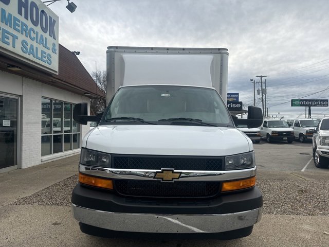New 2024 Chevrolet Express 3500 w/ Power Convenience Package image 2